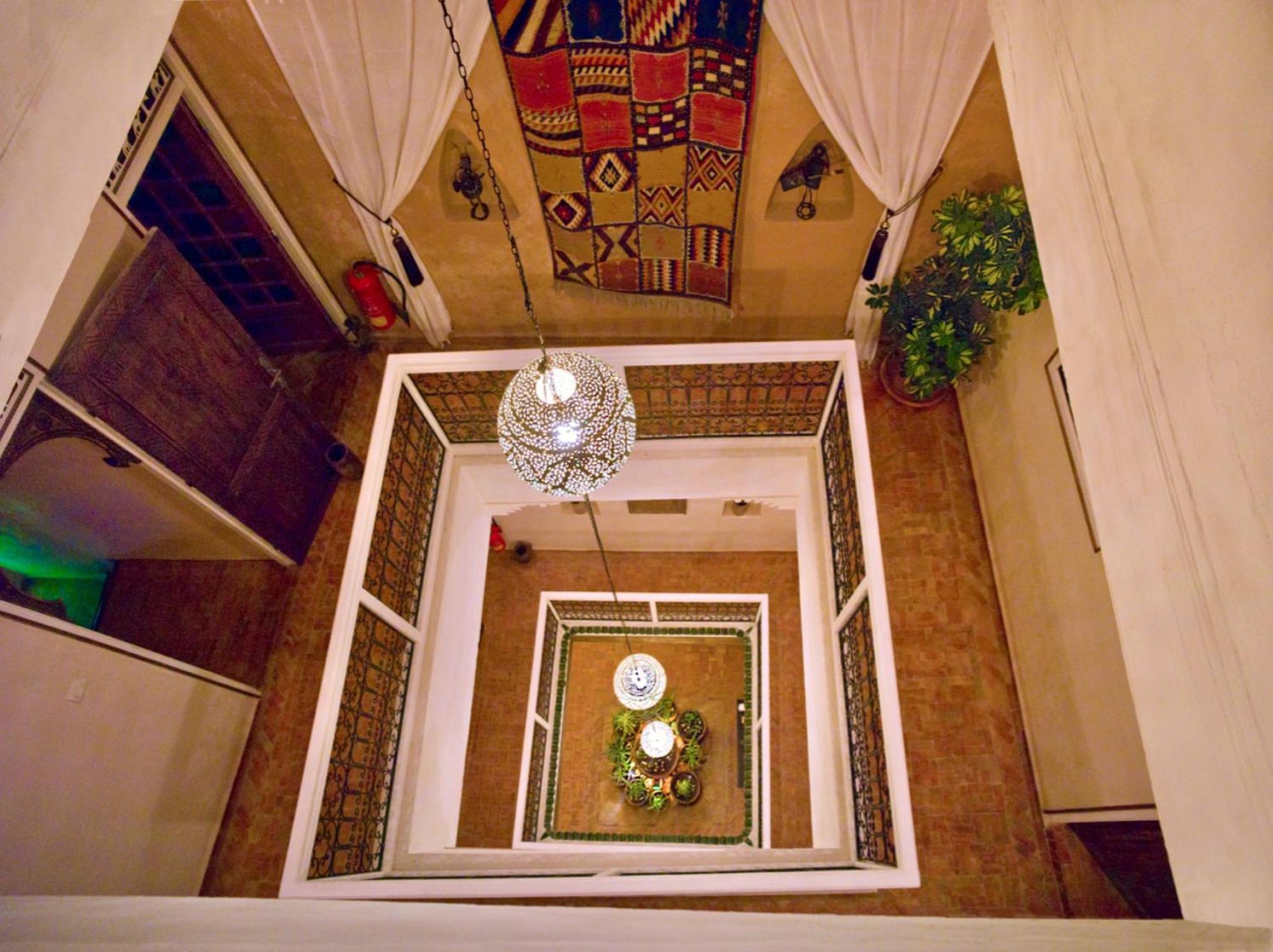 Au Riad Laylati Эс-Сувейра Экстерьер фото